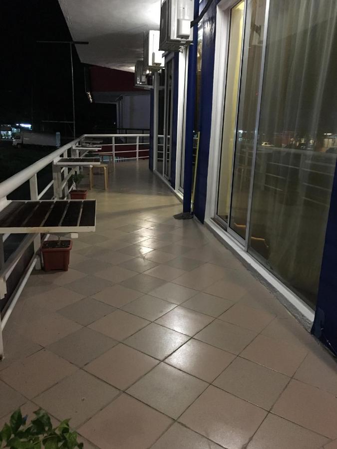 Ae Semporna Guesthouse 极潜旅店 Exterior photo