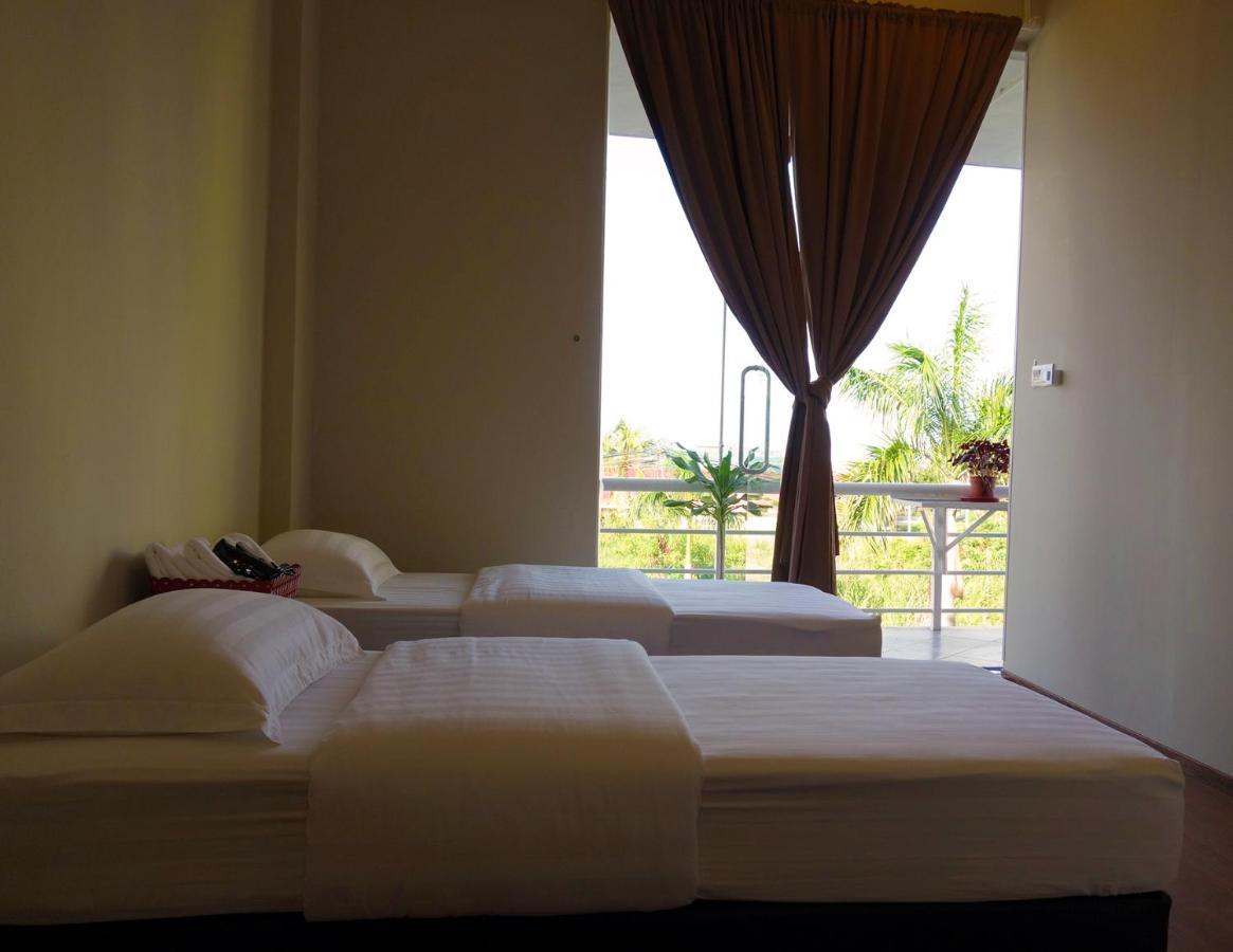 Ae Semporna Guesthouse 极潜旅店 Exterior photo