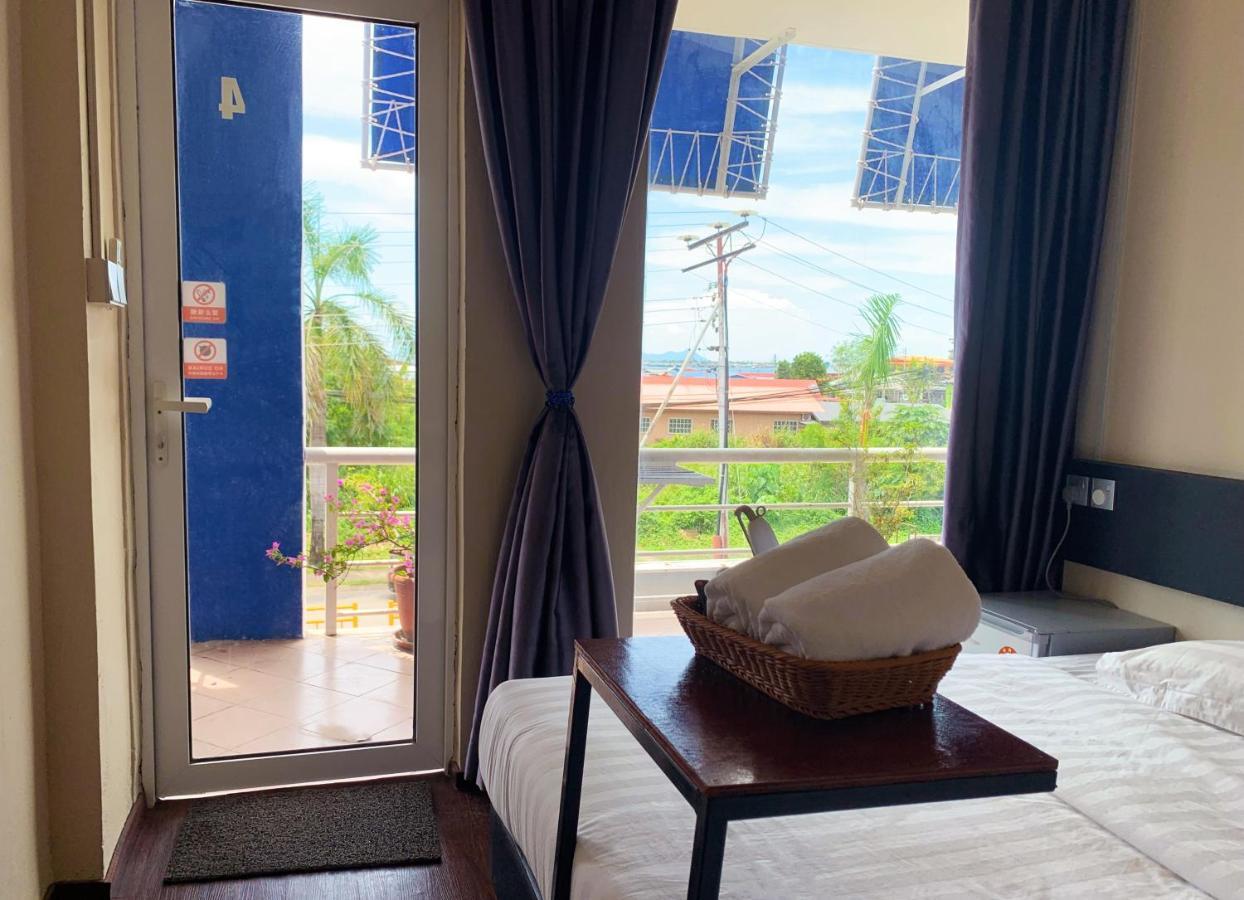 Ae Semporna Guesthouse 极潜旅店 Exterior photo