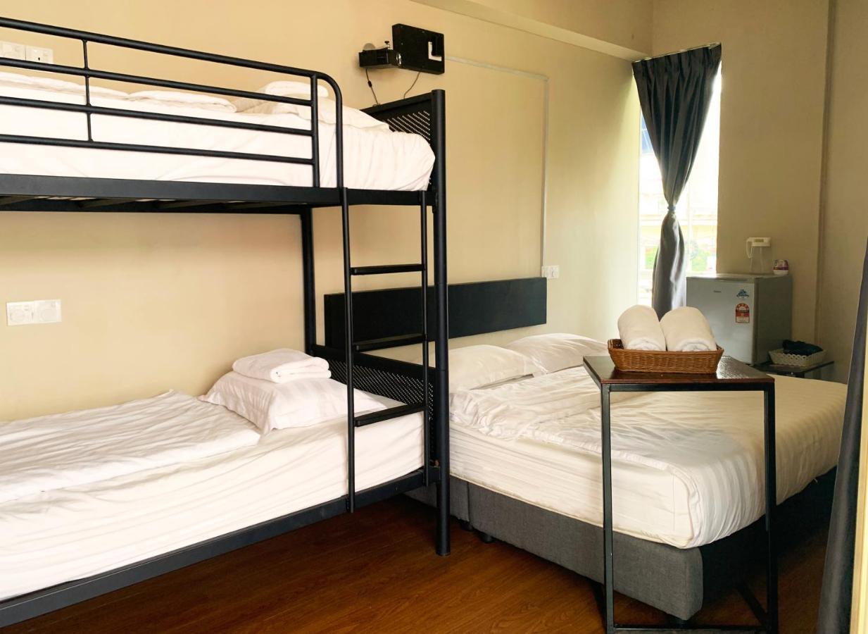 Ae Semporna Guesthouse 极潜旅店 Exterior photo