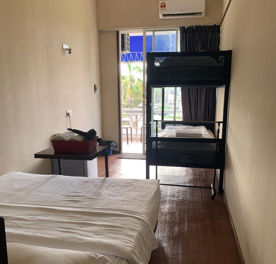 Ae Semporna Guesthouse 极潜旅店 Exterior photo