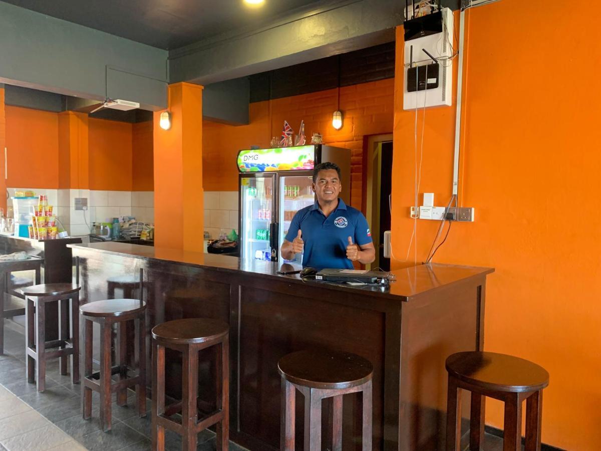Ae Semporna Guesthouse 极潜旅店 Exterior photo